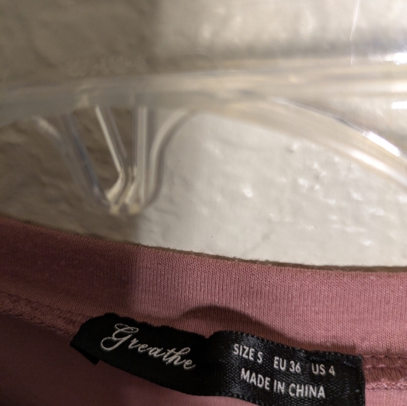 Casual Mauve Graphic Tee Size Xl - Picture 4 of 5